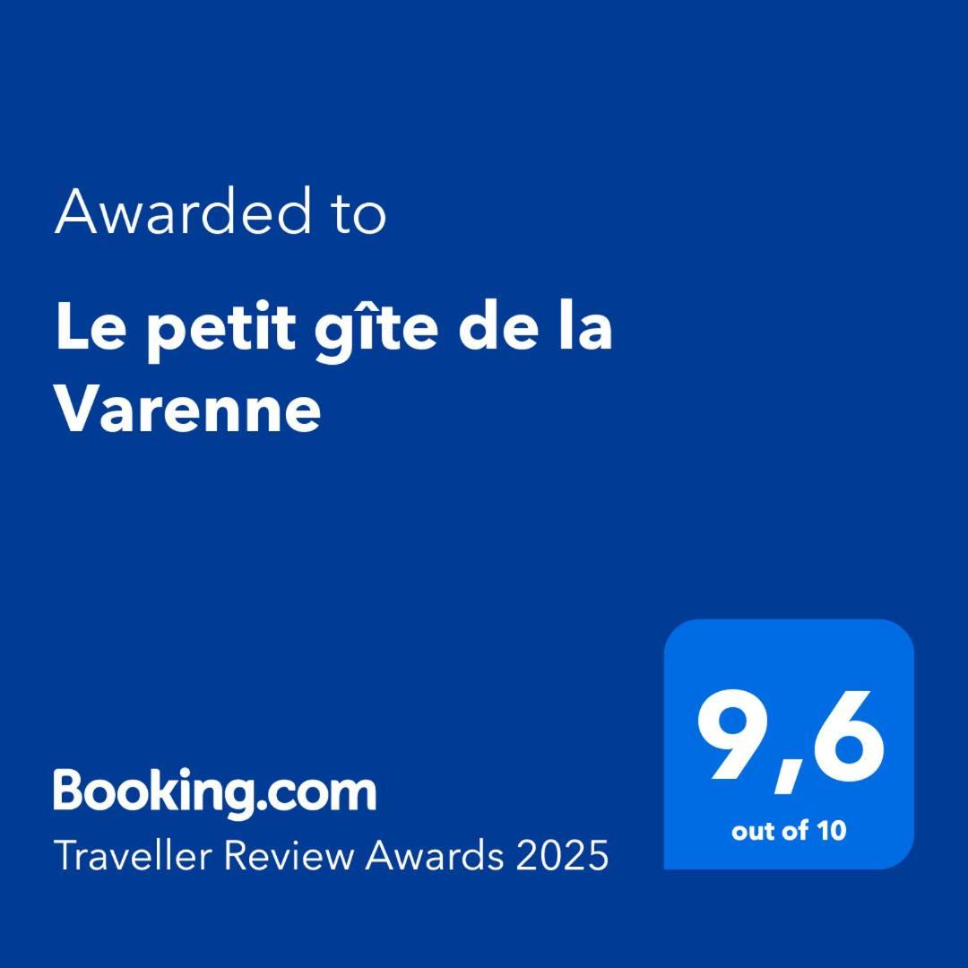 Le Petit Gite De La Varenne Saint-Hellier Экстерьер фото